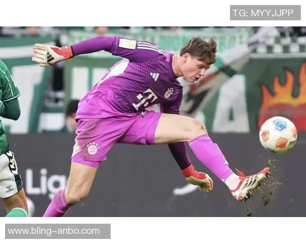 德天空报道拜仁门将佩雷茨将租借南安普顿并可能附带买断条款