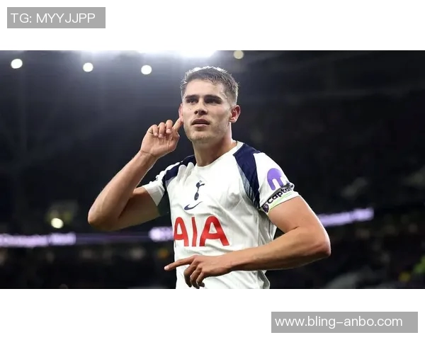 范德芬助攻表现出色荣膺热刺对桑德兰比赛最佳球员称号