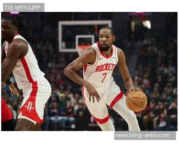 杜兰特怒斥斯普利特表现不佳对开拓者点球选择表示不满